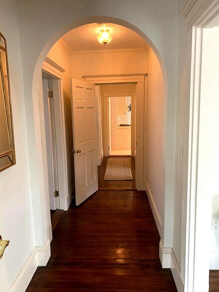 Building Photo - 449 Washington St