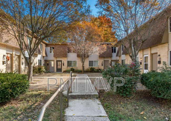 Building Photo - 7276 Broadwyn Dr