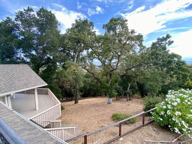 Building Photo - 17299 Deer Park Rd