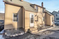 Building Photo - 10 Spartan Pl