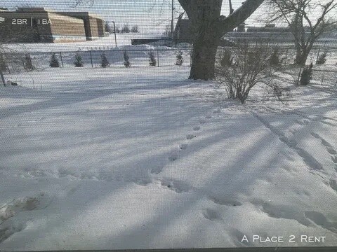 Building Photo - 311 W Main St