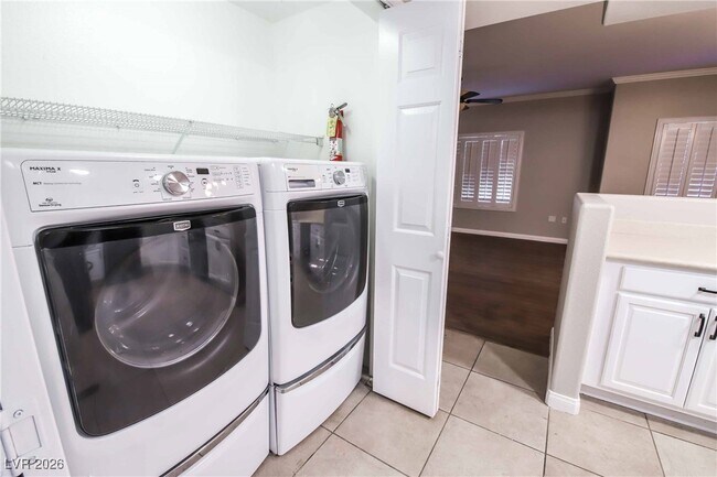 Building Photo - 9303 Gilcrease Ave