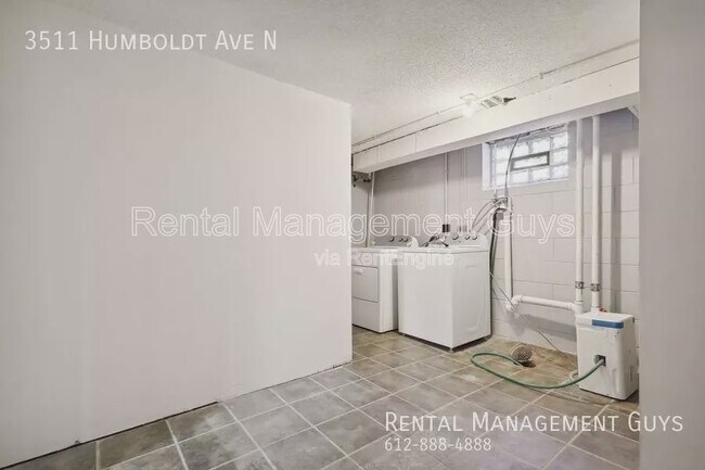 Building Photo - 3511 N Humboldt Ave