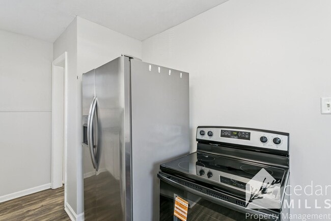 Building Photo - Affordable 1 Bedroom, Large Storage Basement