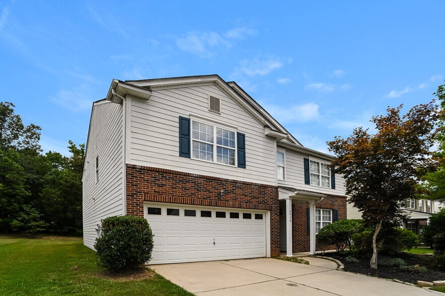 Building Photo - 6510 Blackwood Ln