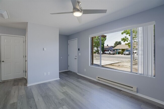 Building Photo - 3279 N Corrine Dr