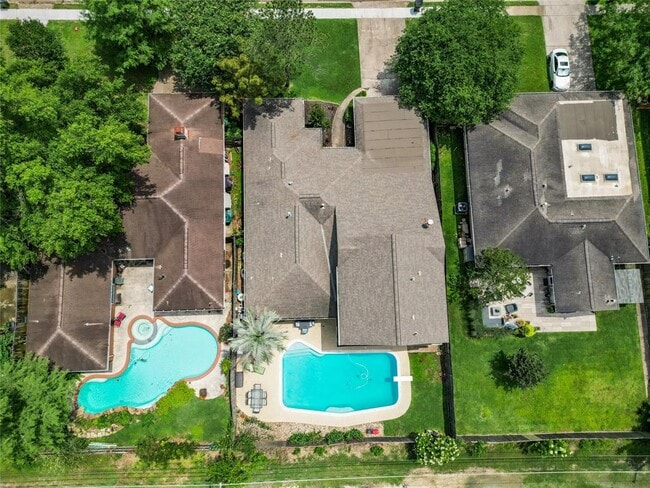 Building Photo - 6218 Wynnwood Ln