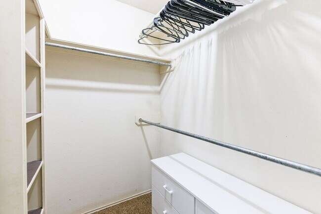 Building Photo - Discover Your Oasis: Spacious 3-Bed Lubboc...