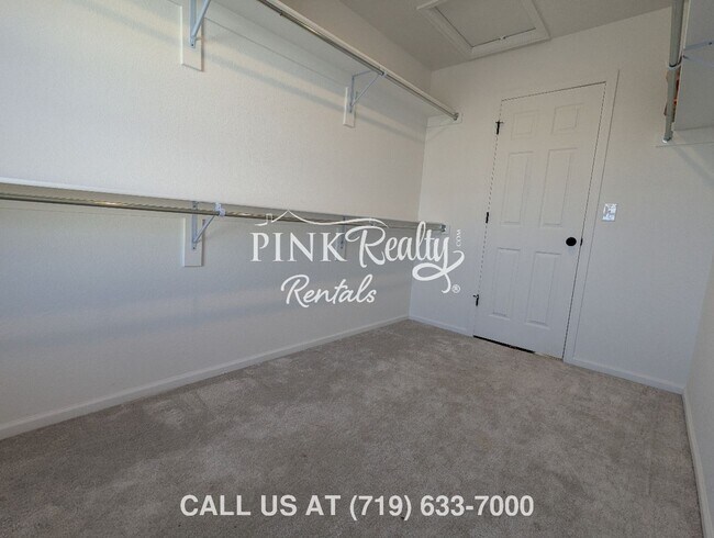 Building Photo - 8021 Buffalo Horn Dr