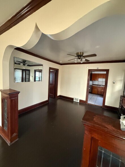 Building Photo - 11317 Nelson Ave