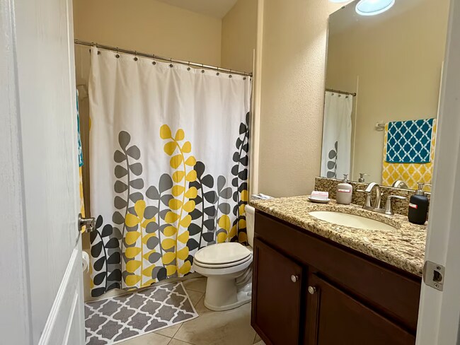 Building Photo - 3,261 SF Fully Furnished 5-Bed Gem | Just Bring Your Suitcase!