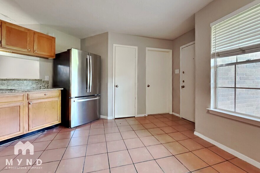 Building Photo - 3218 Sedgeborough Cir
