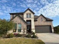 Building Photo - Prime Sherman Location! 5BR Home Near Dining, Shopping & Minutes to Hwy 75