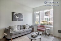 Building Photo - 120 Broadway-SI FL2-ID539