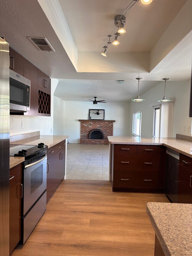 Kitchen and Family Room - 2715 S Cottonwood
