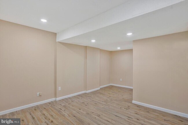 Building Photo - 9123 Old Burton Cir