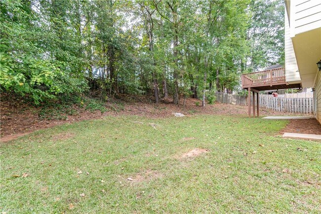Building Photo - 705 Oxford Crest Ct NW