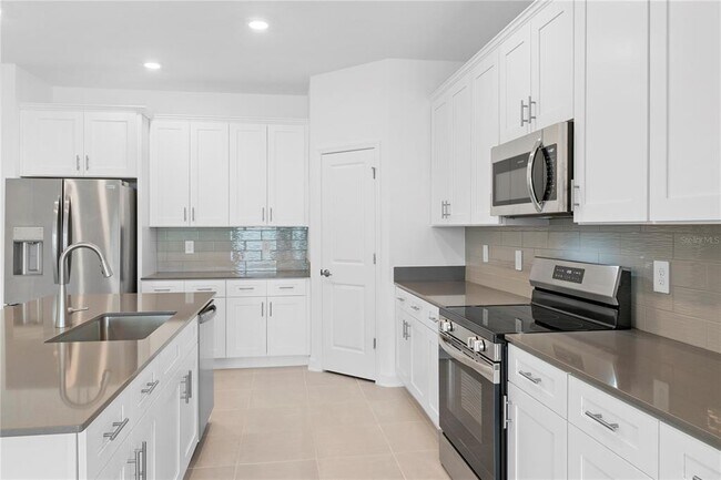 Building Photo - 1908 Blissful Dr