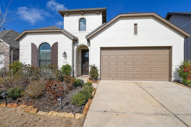 Building Photo - 17099 Crimson Crest Dr