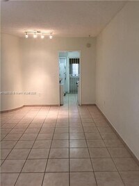 Building Photo - 3401 SW 9th Terrace