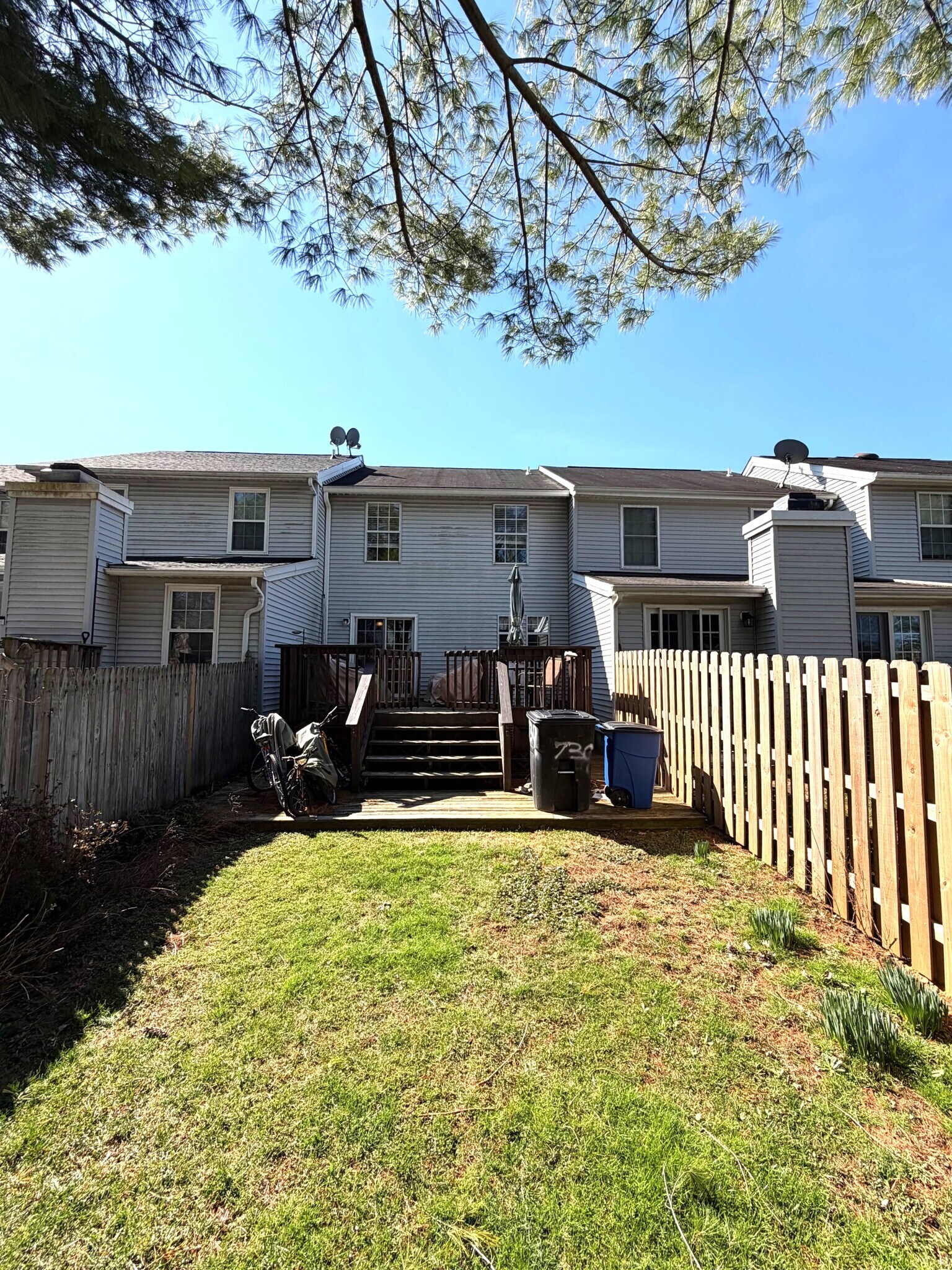 Building Photo - 739 Orley Pl