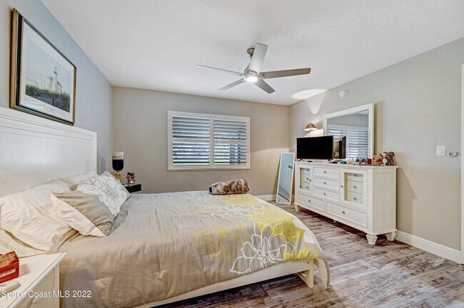 Building Photo - 156 Plover Ln