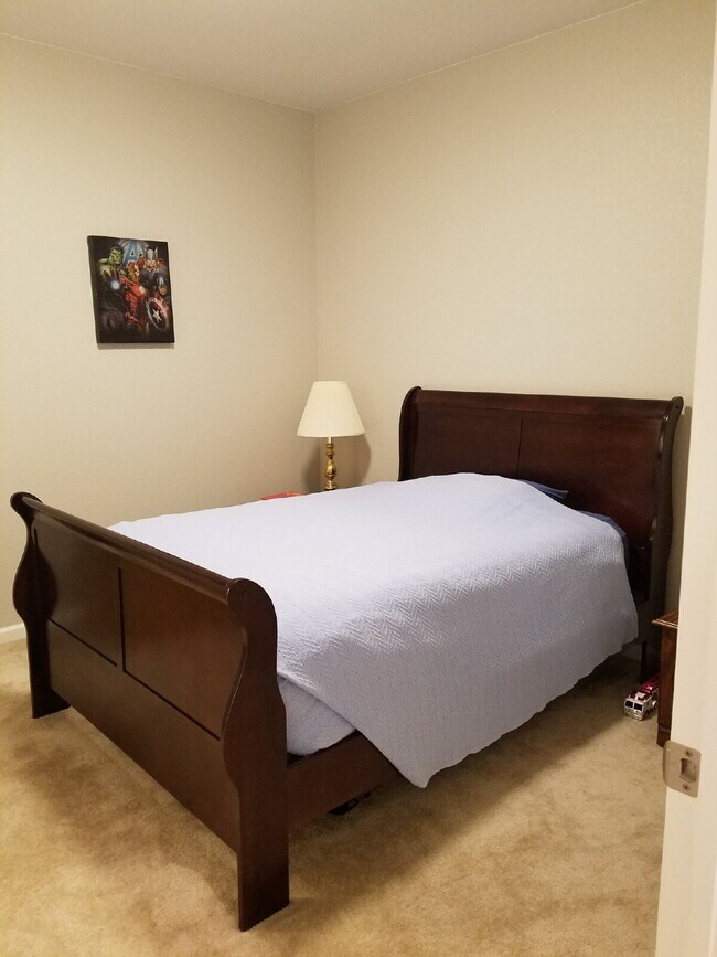 Building Photo - Gorgeous 4-Bed 3.5-Bath Home in Dayton Triangle!