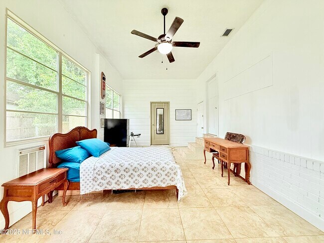 Building Photo - 3936 Miruelo Cir N