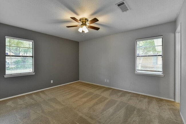 Building Photo - 1602 Missouri Ave