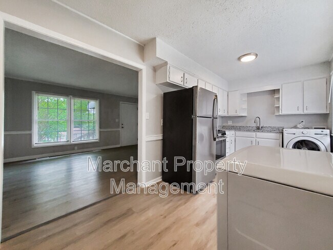 Building Photo - 719 State Rd S-42-7123