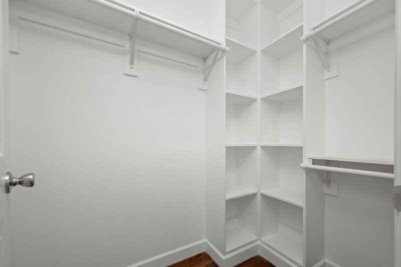 Building Photo - 121 Mullican St