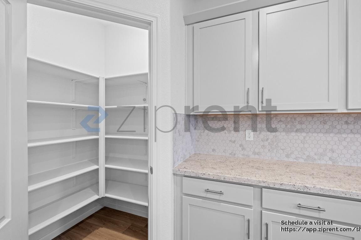 Building Photo - 2494 Zellerbach St