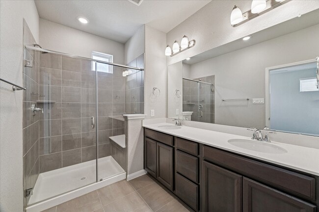 Building Photo - 5502 Cuerta St