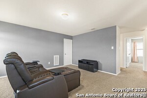 Building Photo - 217 Stag Way