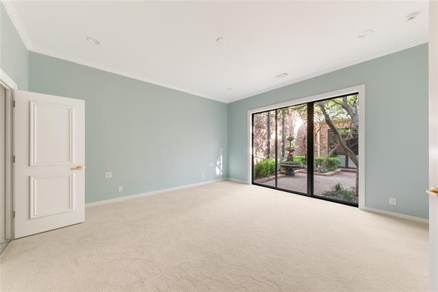 Building Photo - 29 St Laurent Pl