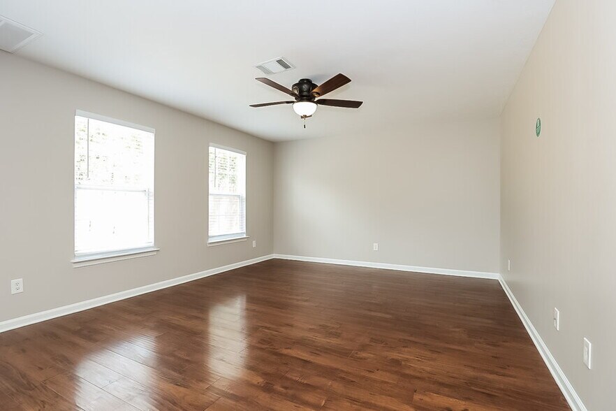 Building Photo - 669 Coneflower Trail