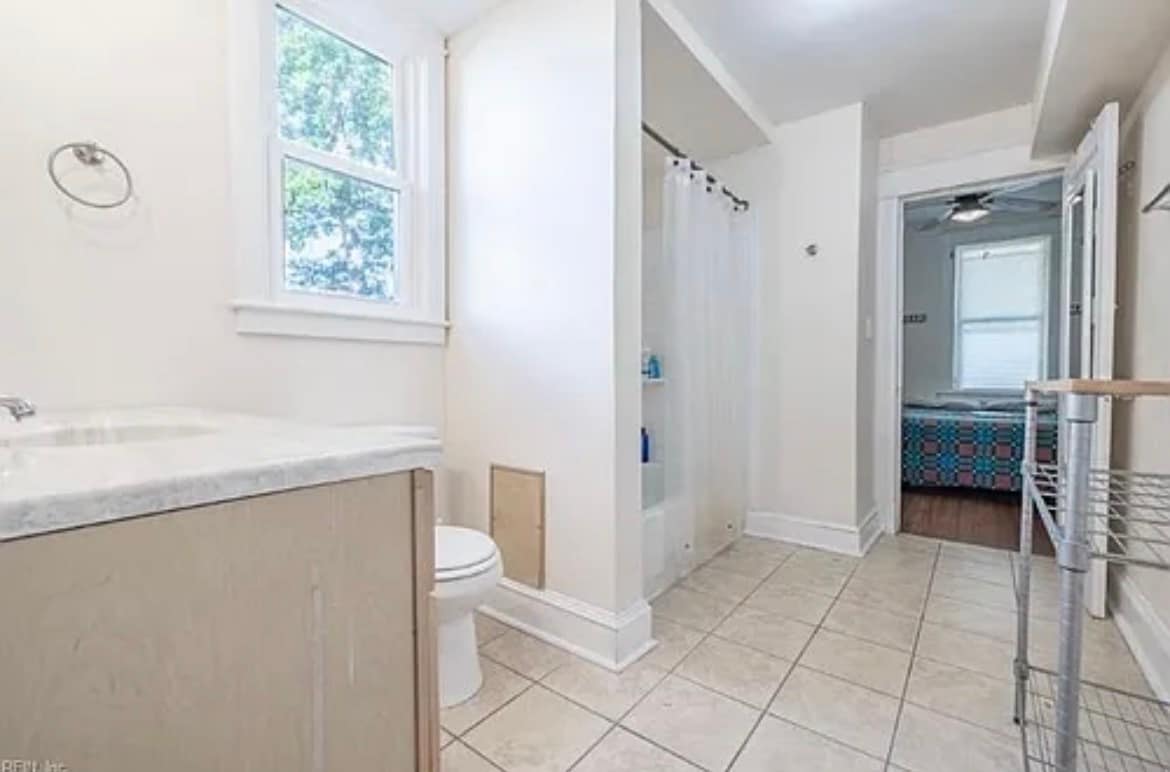 Building Photo - 214 Lucile Ave