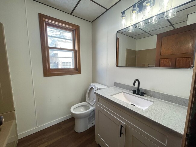 Building Photo - Click the “Apply Now” button or email wapmrentals@gmail.com for a prompt response.