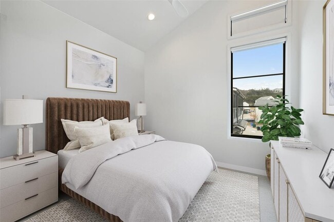 Building Photo - 705 Ariana Ct