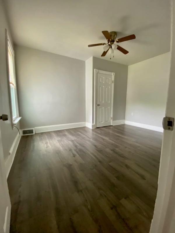 Building Photo - 1039 W Wilkes Barre St