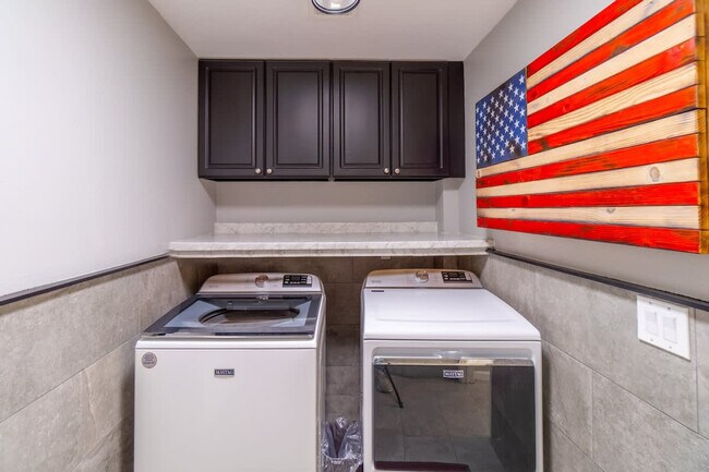 Building Photo - 14350 Ghost Rider Dr