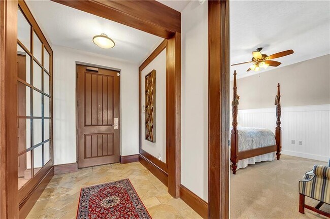 Building Photo - 18269 Colony Dr Dr