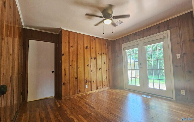 Building Photo - 3725 Broadmor Rd NW