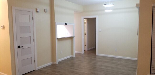 Building Photo - 6602 Harbor Town Dr