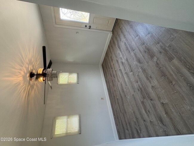 Building Photo - 313 Oleander Pl