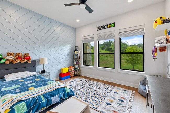 Building Photo - 1293 Gato del Sol Ave