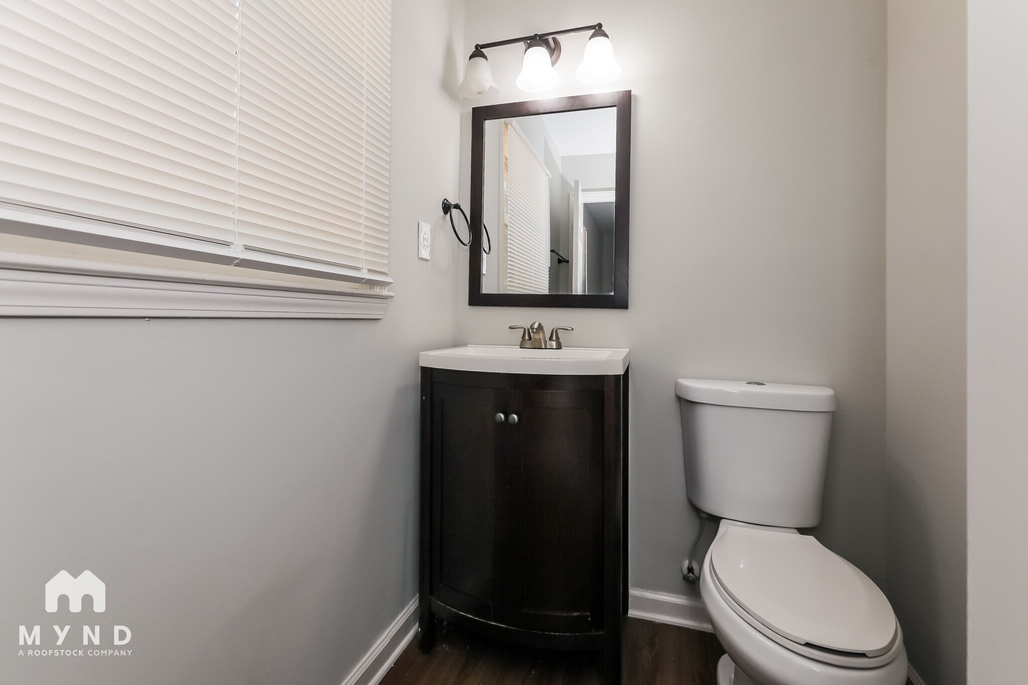 Building Photo - 4726 Dawnwood Dr