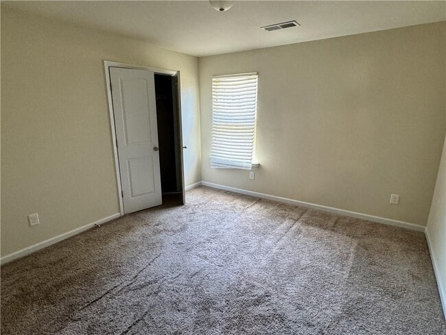 Building Photo - 3405 Castleberry Village Cir