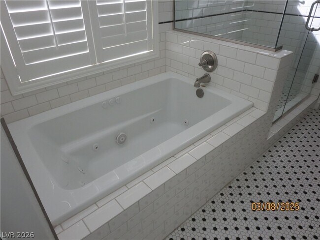 Building Photo - 499 Holly Hunt St