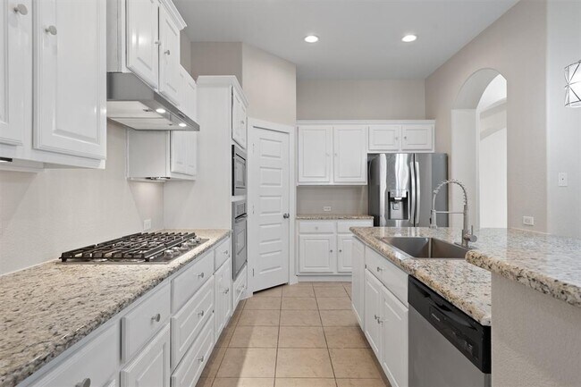 Building Photo - 19604 Moorlynch Ave